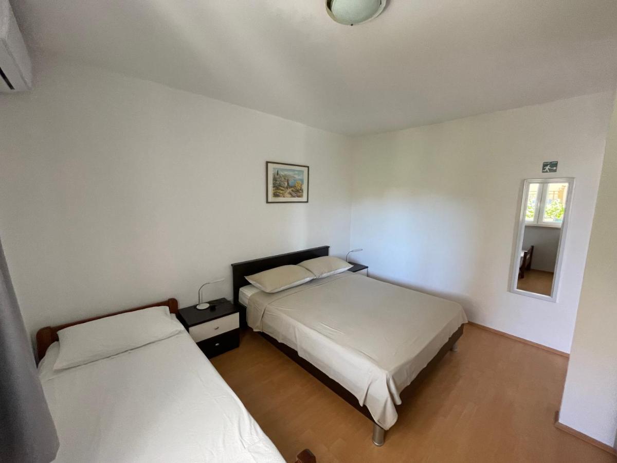 Apartmani Jasminka Vodice Exteriér fotografie