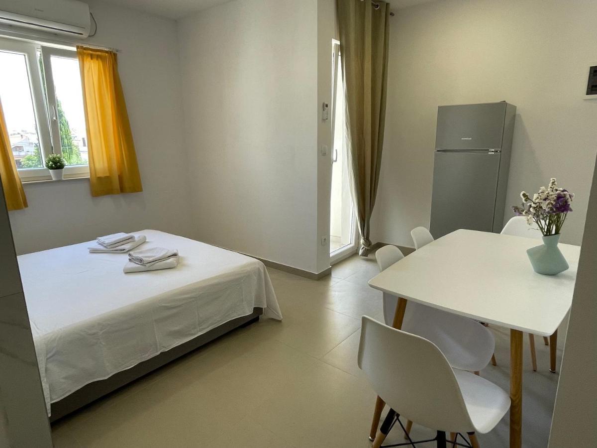 Apartmani Jasminka Vodice Exteriér fotografie